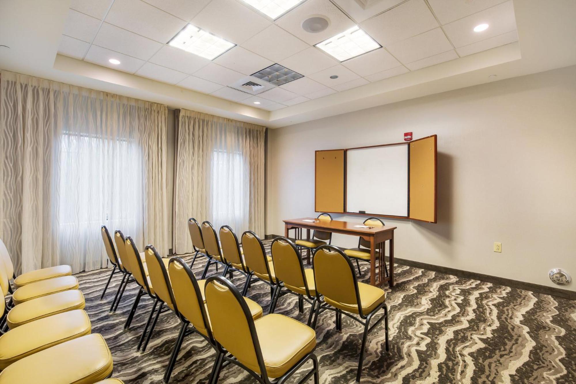 Staybridge Suites Chesapeake-Virginia Beach By Ihg Buitenkant foto